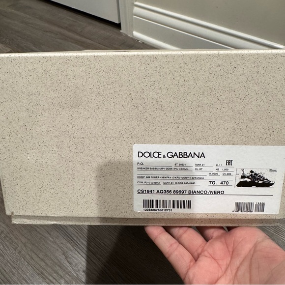 Dolce & Gabbana Bassa Logo DG Black White Sneakers - Picture 15 of 15